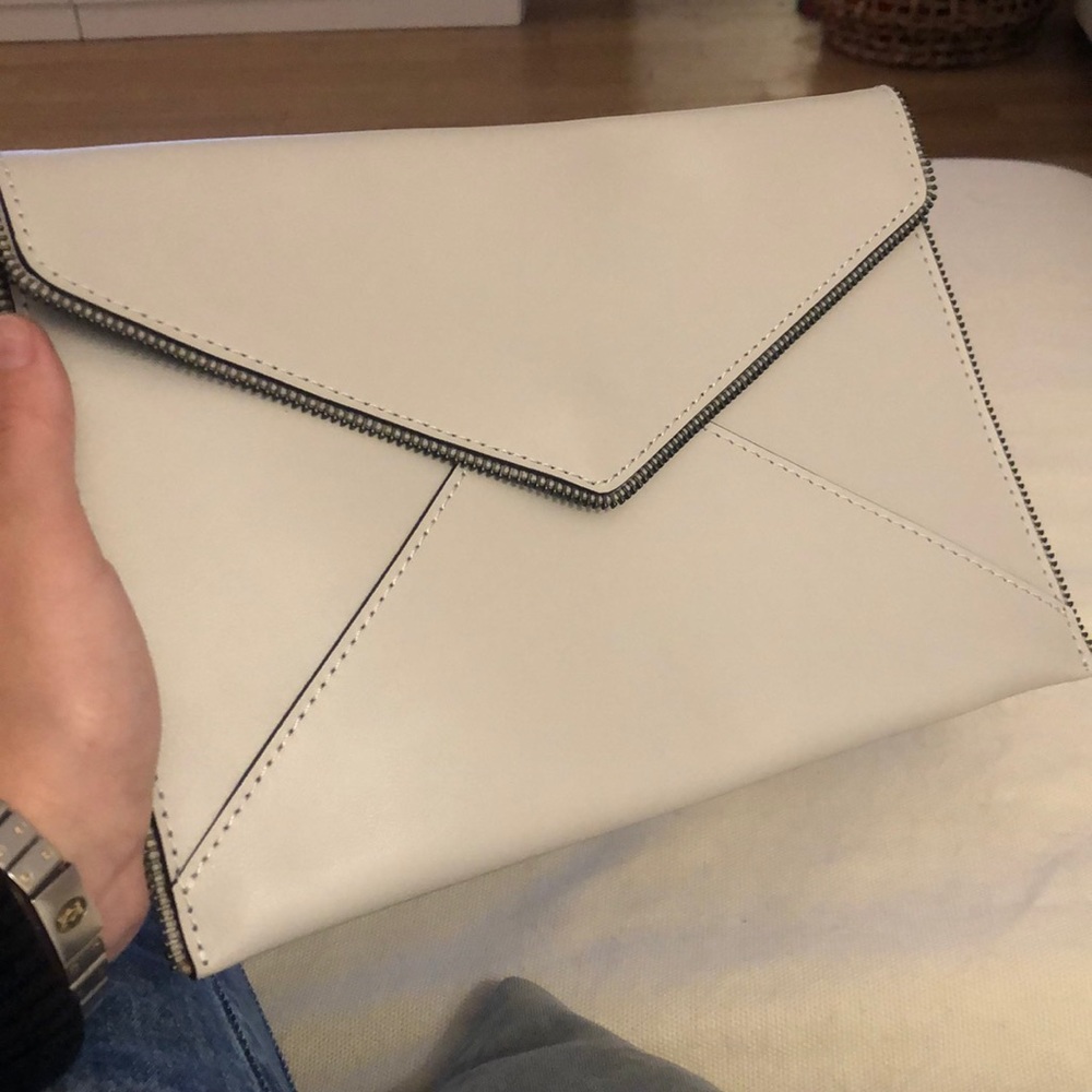 Rebecca Minkoff Leo Envelope Clutch Beige/Grey